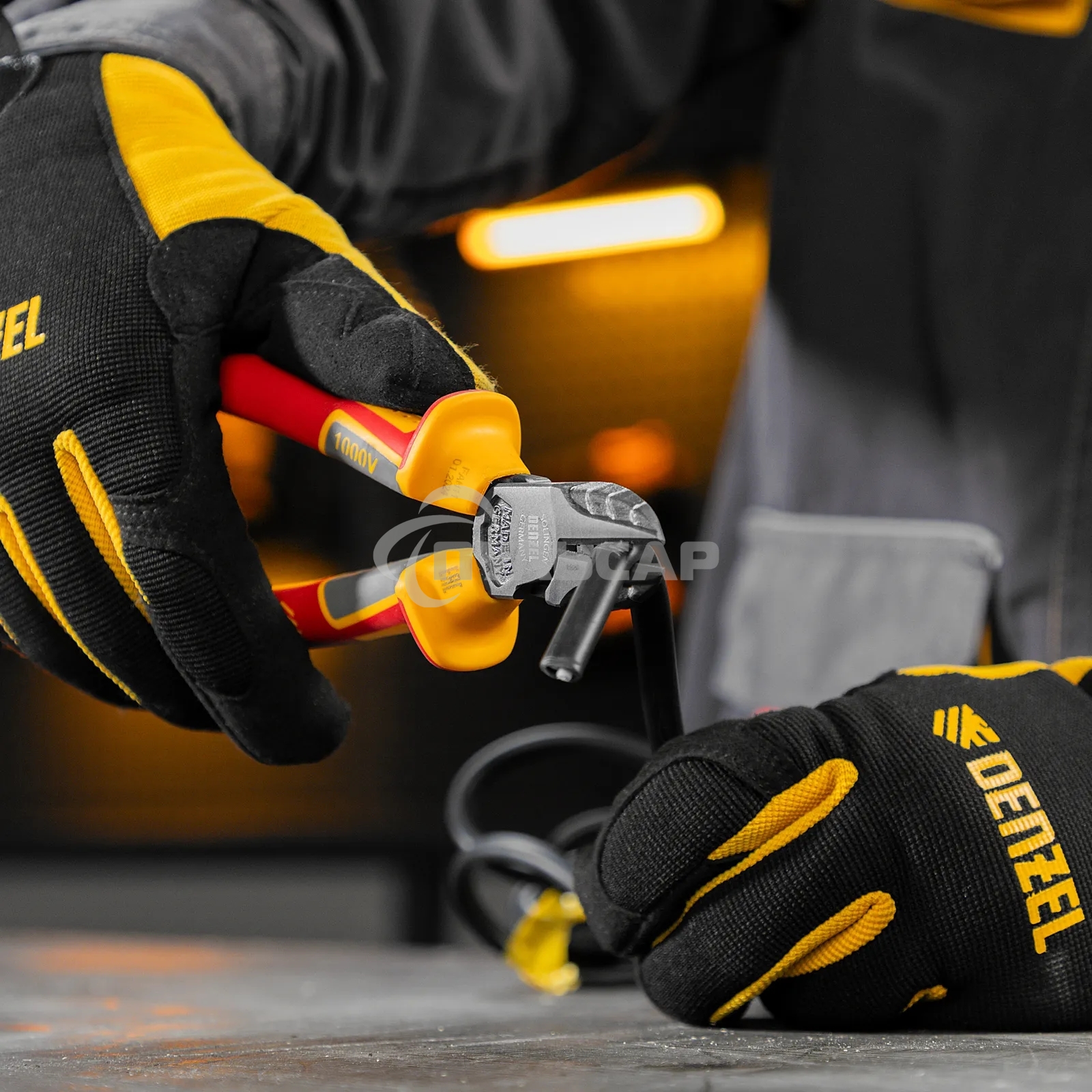 Бокорезы Denzel диэлектрические рукоятки, до 1000 В, трехкомпонентные рукоятки, 180 мм