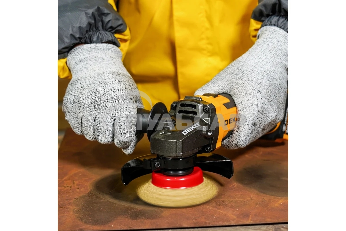 Углошлифовальная машина Deko DKAG20-125 8500об/мин рез.шпин.:M15 d=126мм