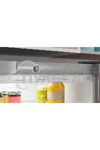 Холодильник Indesit ITS 4200 G серебристый двухкамерный 247/78л морозилка снизу, No Frost