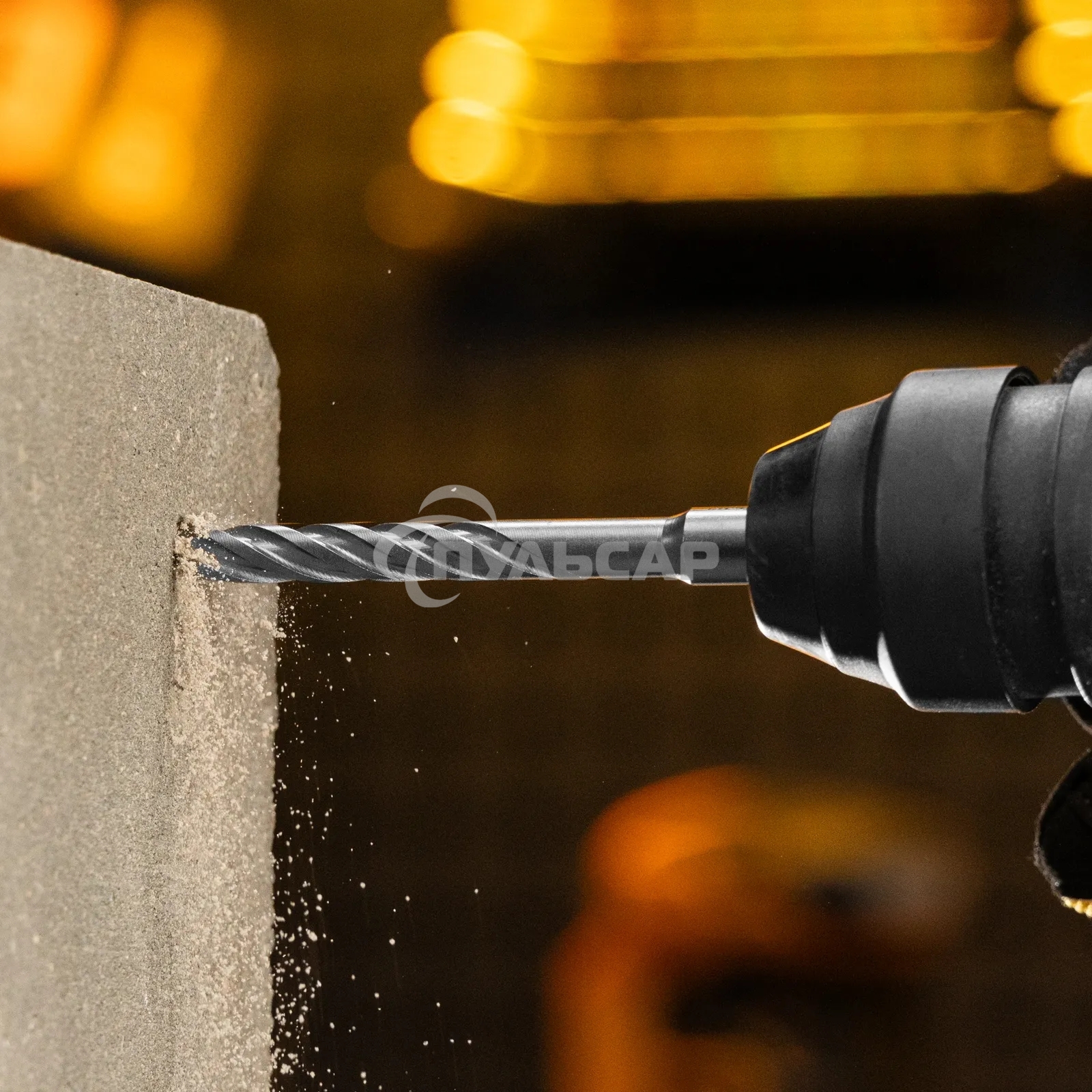 Бур по бетону Denzel цельная крестовая пластина, 8x165 мм, SDS PLUS