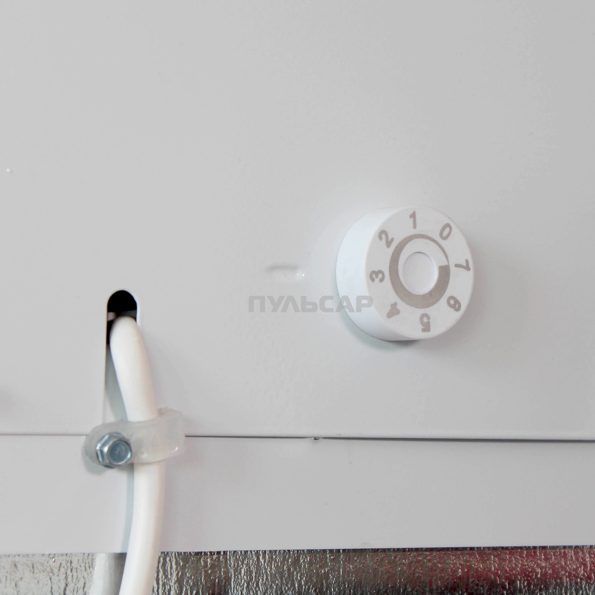 Холодильная витрина Бирюса Б-B310 черный фронт однокамерная 310л