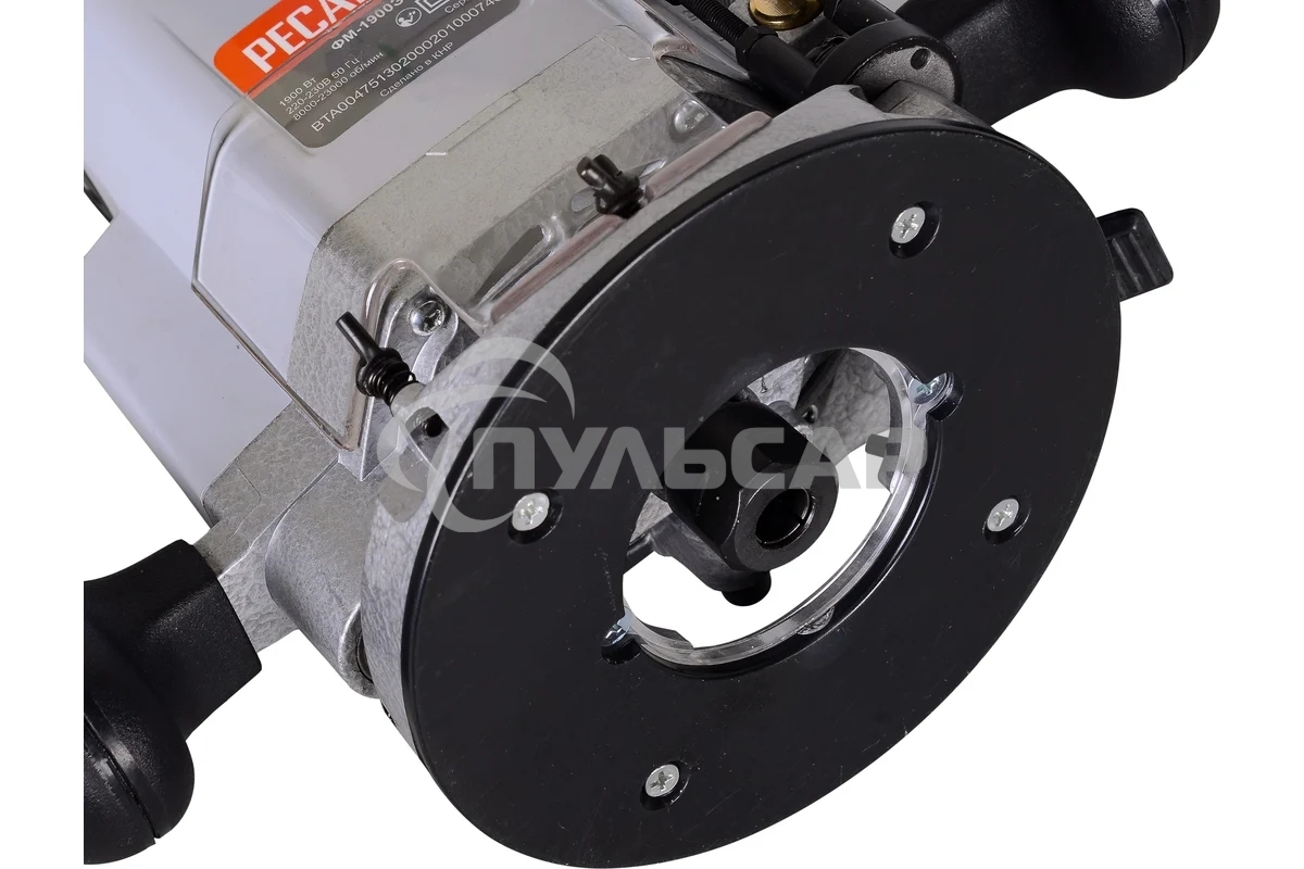 Фрезер Ресанта ФМ-1900Э 1900Вт 23000об/мин макс.ход:50мм