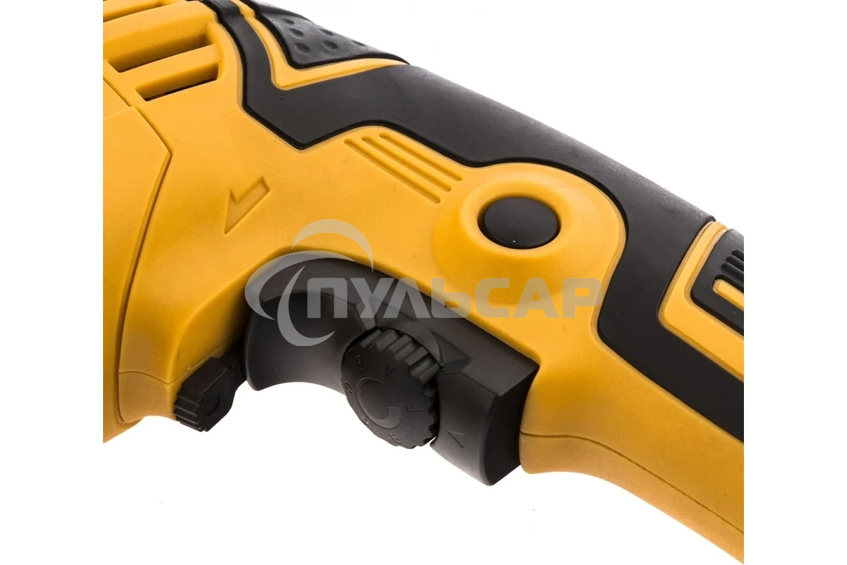 Перфоратор электрический Denzel RH-650-18 SDS-plus 650 Вт 20 Дж 3 плюс 1 реж 26603