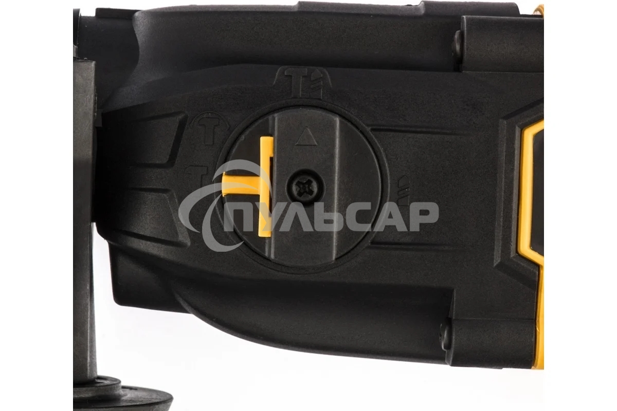 Перфоратор электрический Denzel RH-650-18 SDS-plus 650 Вт 20 Дж 3 плюс 1 реж 26603