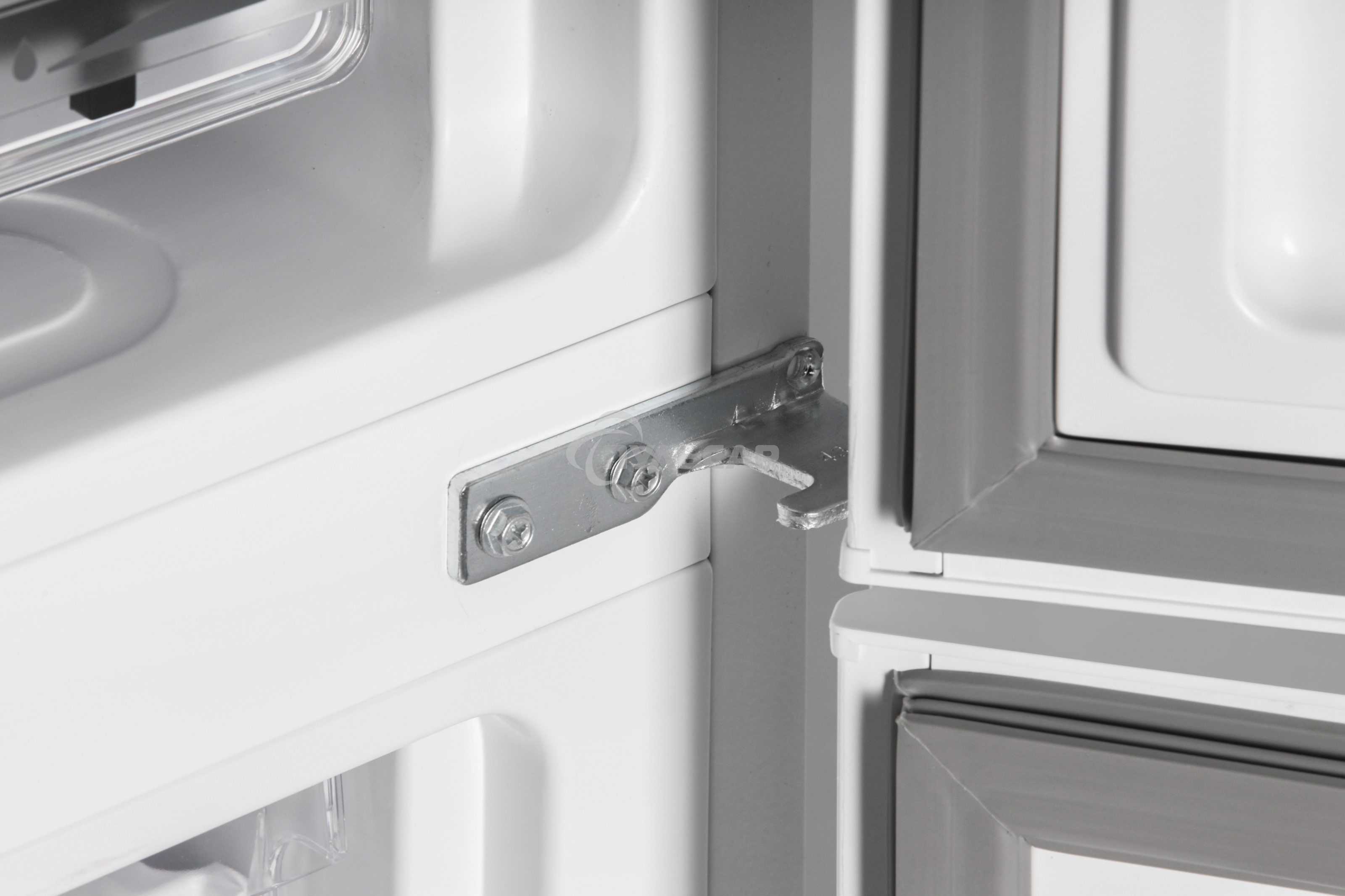 Холодильник Nordfrost RFC 390D NFGW белое матовое стекло двухкамерный 240/95л морозилка снизу