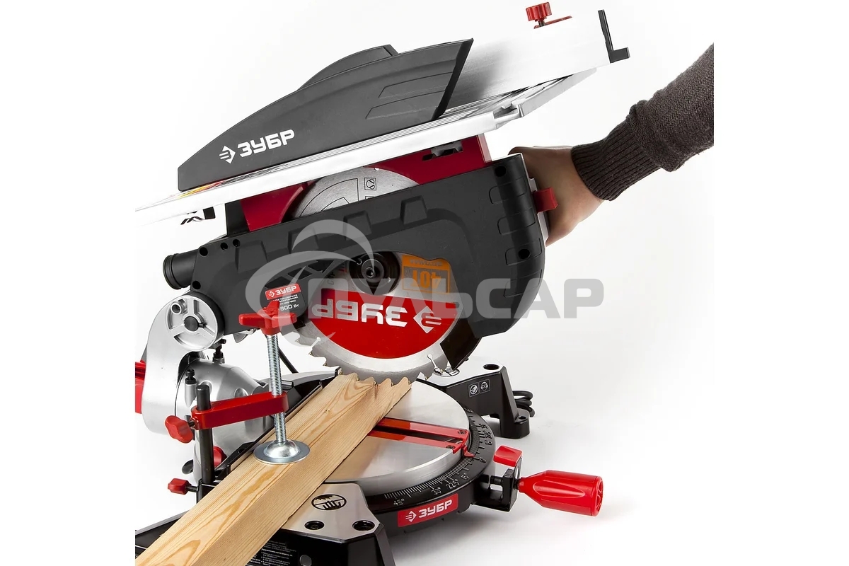 Торцовочная комбинированная пила ЗУБР ЗПТК-255-1800