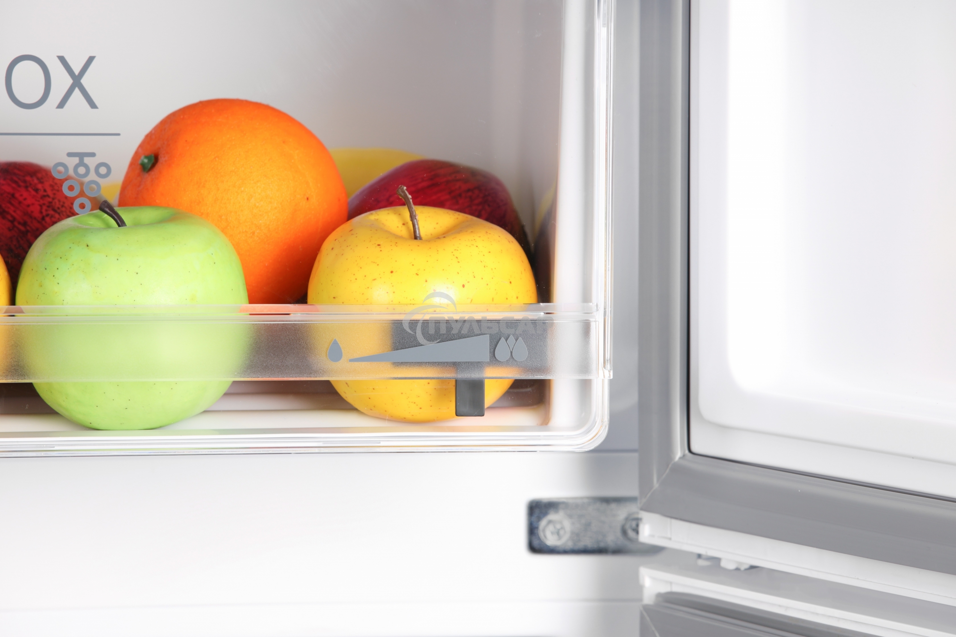 Холодильник Nordfrost RFC 390D NFGW белое матовое стекло двухкамерный 240/95л морозилка снизу