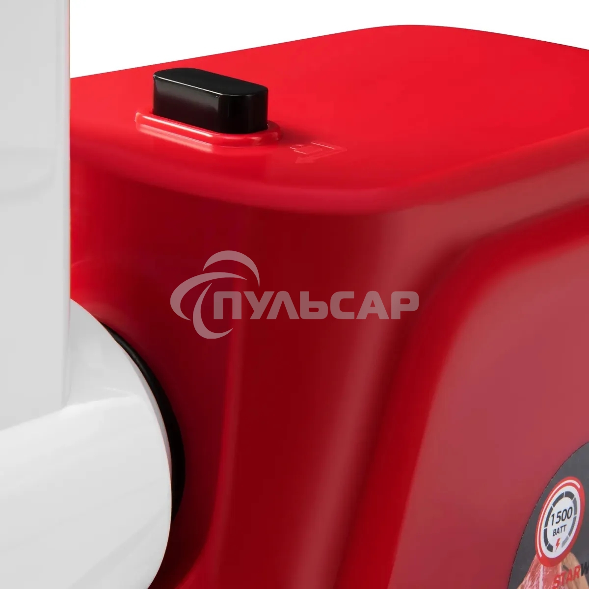 Мясорубка электрическая Starwind SMG3225 1500Вт красный