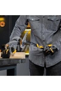 Молоток каменщика Denzel 680 г, цельнокованый, двухкомпонентная обрезиненная рукоятка