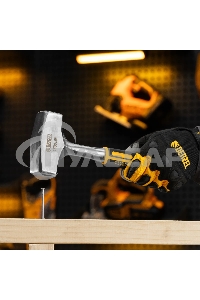 Кувалда Denzel 1,5 кг, цельнометаллическая, двухкомпонентная рукоятка