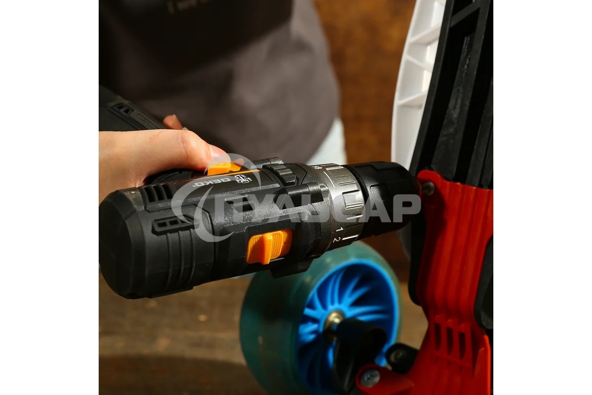 Дрель-шуруповерт Deko GCD12DU3 SET2 FU-Li-Ion, Аккумуляторная, 12В, 1 АКБ