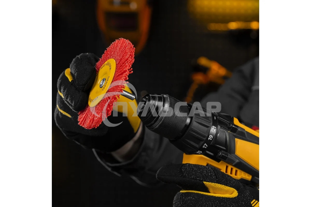 Щетка для дрели Denzel 100 мм, плоская, со шпилькой, нейлоновая щетина