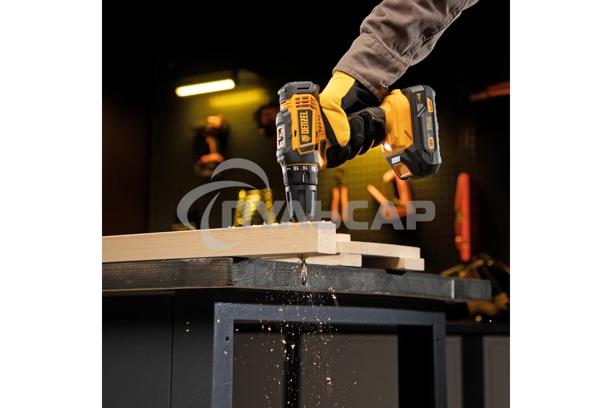 Дрель-шуруповерт Denzel CDL-18-02BM, Аккумуляторная, 18В, 2 АКБ, Кейс