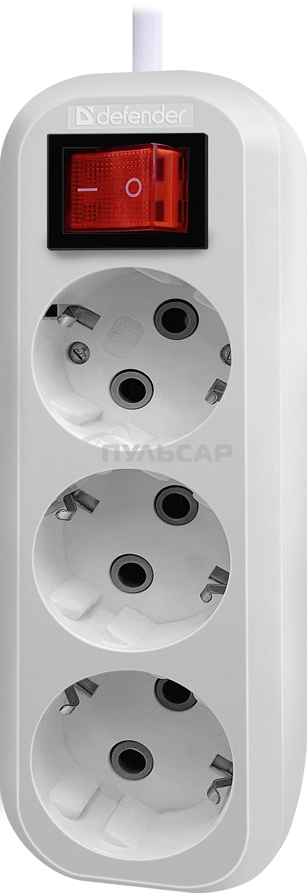 Удлинитель с заземлением Defender L330 16 А, 5 м, заземление, выключатель