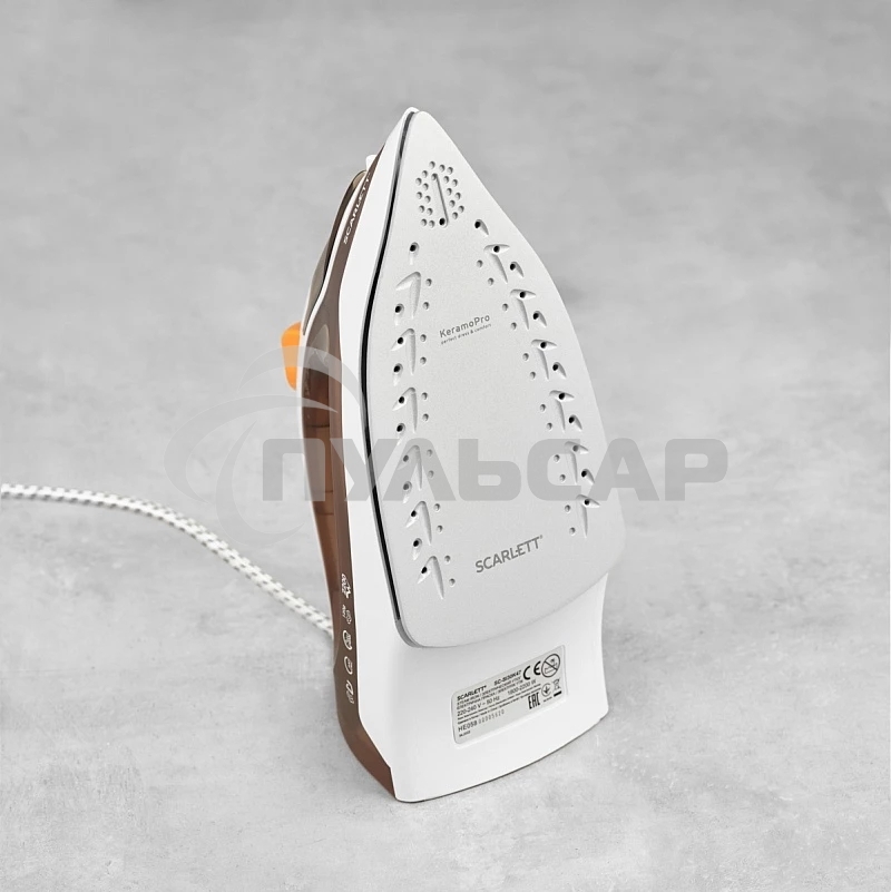 Утюг Scarlett SC-SI30K47, 2200Вт, коричневый/белый