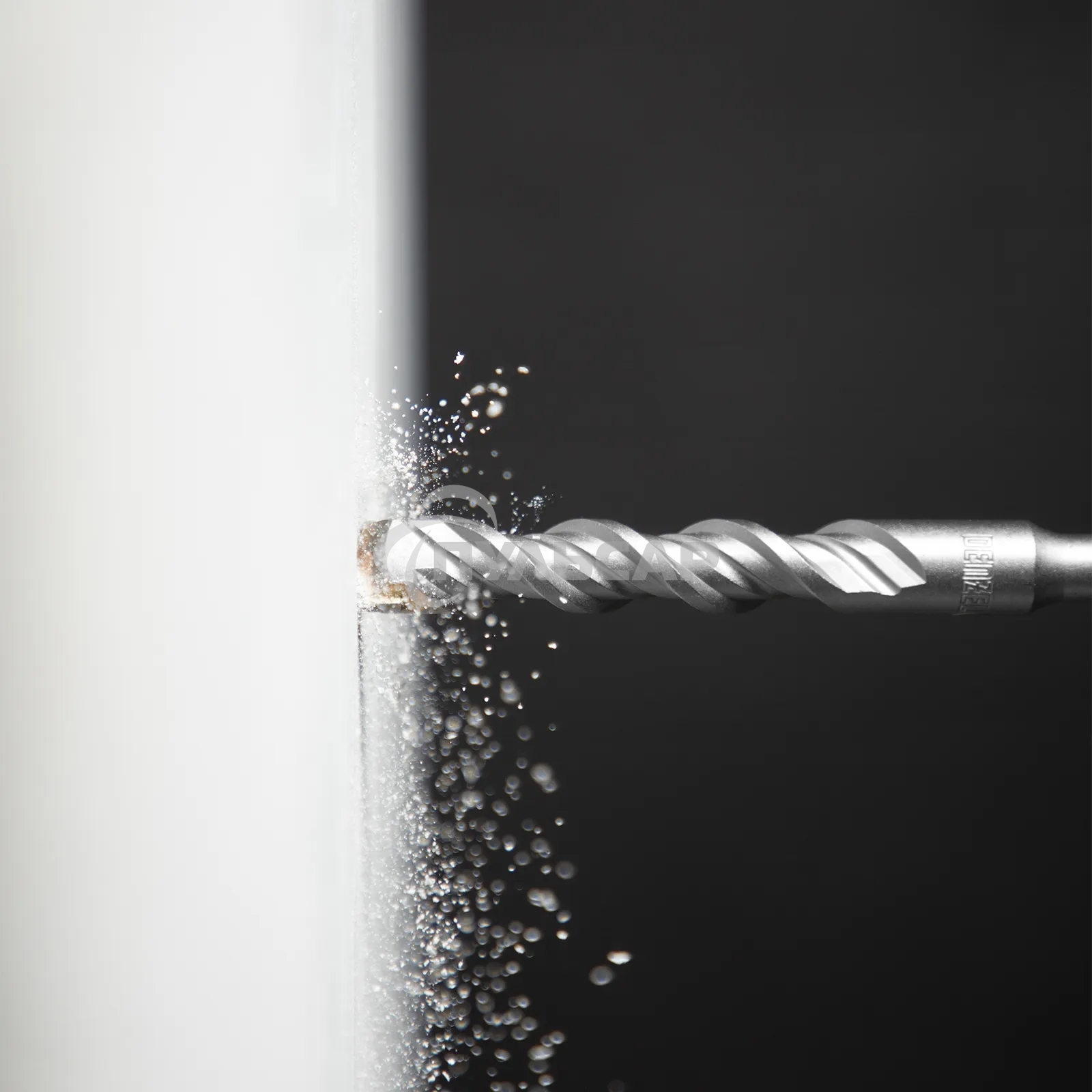 Бур по бетону Denzel двойная спираль, Cobalt W-tip, 12x160 мм, SDS PLUS