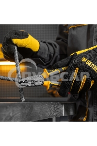 Плоскогубцы комбинированные Denzel 205 мм, трехкомпонентные рукоятки