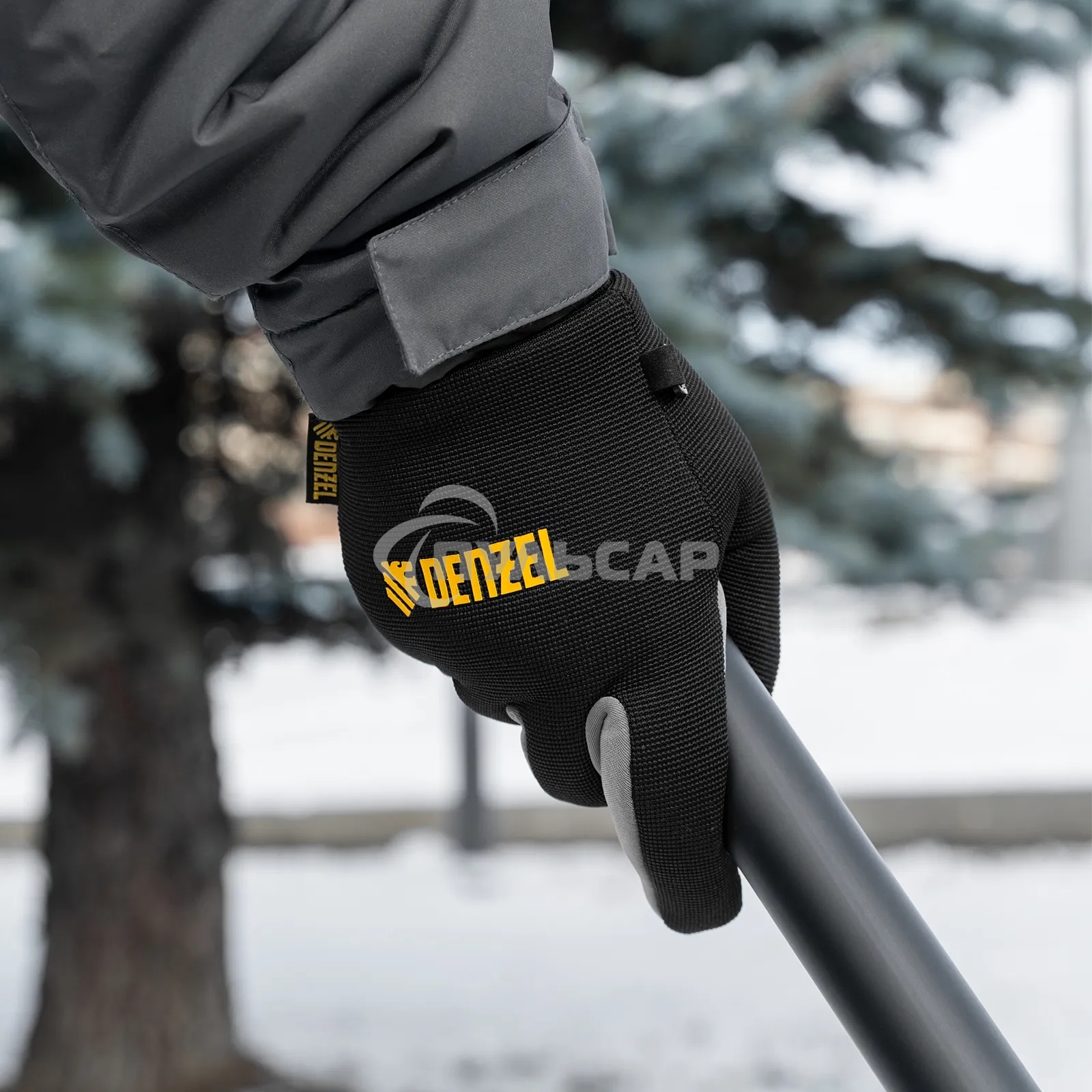 Перчатки универсальные Denzel 68092 двойные, работа с сенсорным экраном, вязаная манжета, размер 8