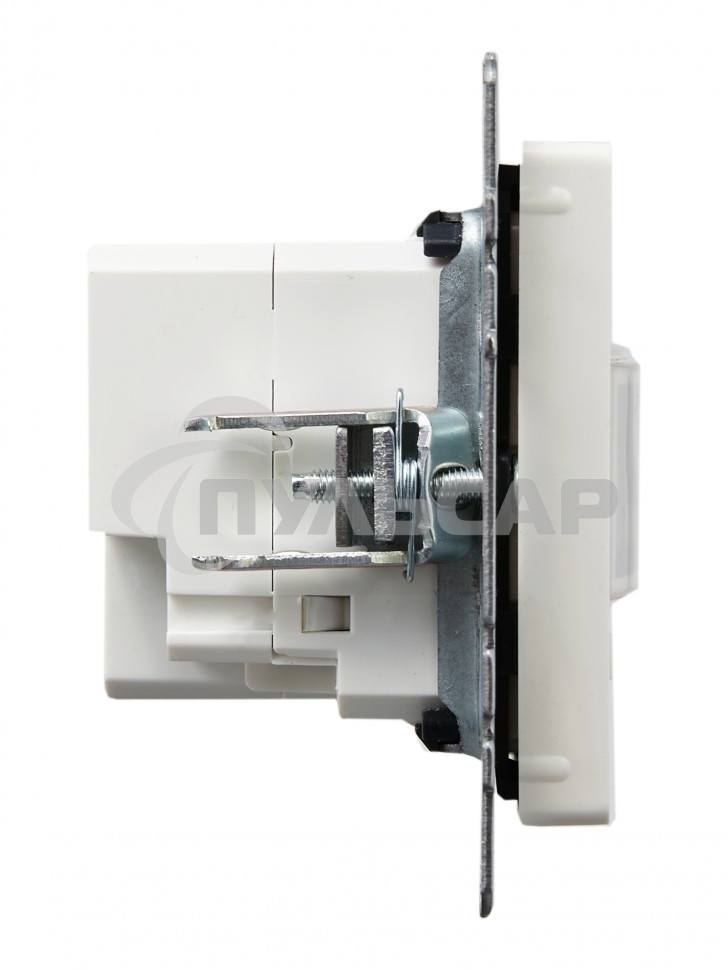 Датчик движения IEK BRITE ДС10-1-БрБ (BR-MS10-N-150-05-K01) белый