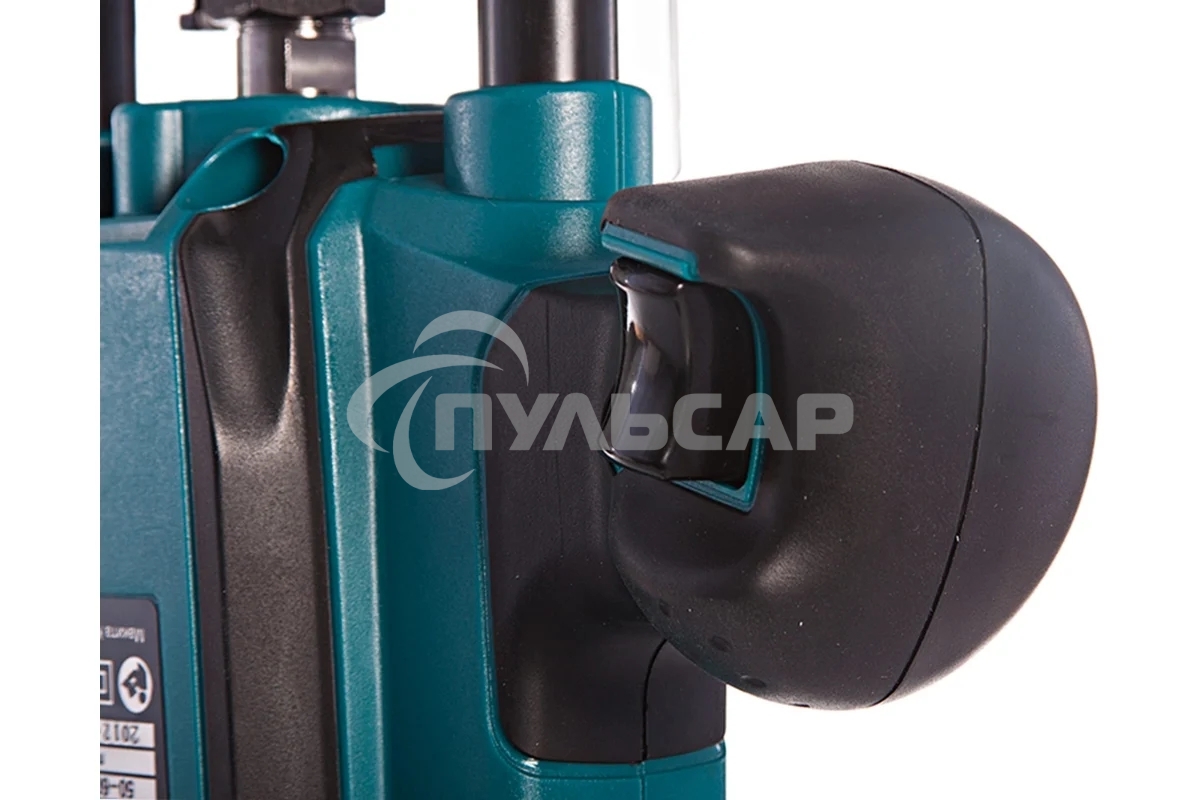 Фрезеры Makita RP0900 Фрезер,900Вт,27000об\м,ход-35мм,цанга-6\8мм,2.7кг,кор