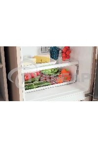 Холодильник Indesit ITR 4200 E бежевый двухкамерный 247/78л морозилка снизу