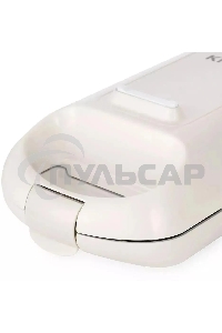 Вафельница Kitfort КТ-1690 700Вт черный/белый