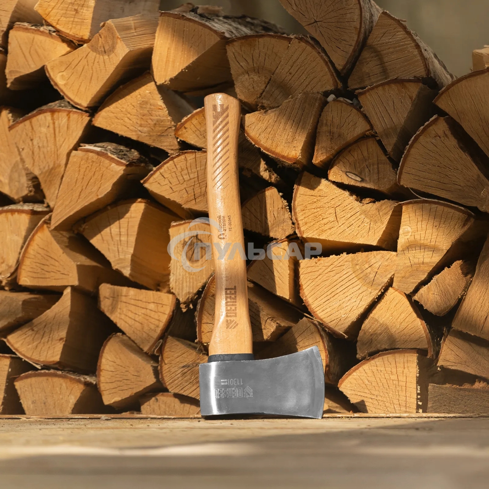 Топор кованый Denzel 1130 г, американский тип, буковая рукоятка, 430 мм, EFP