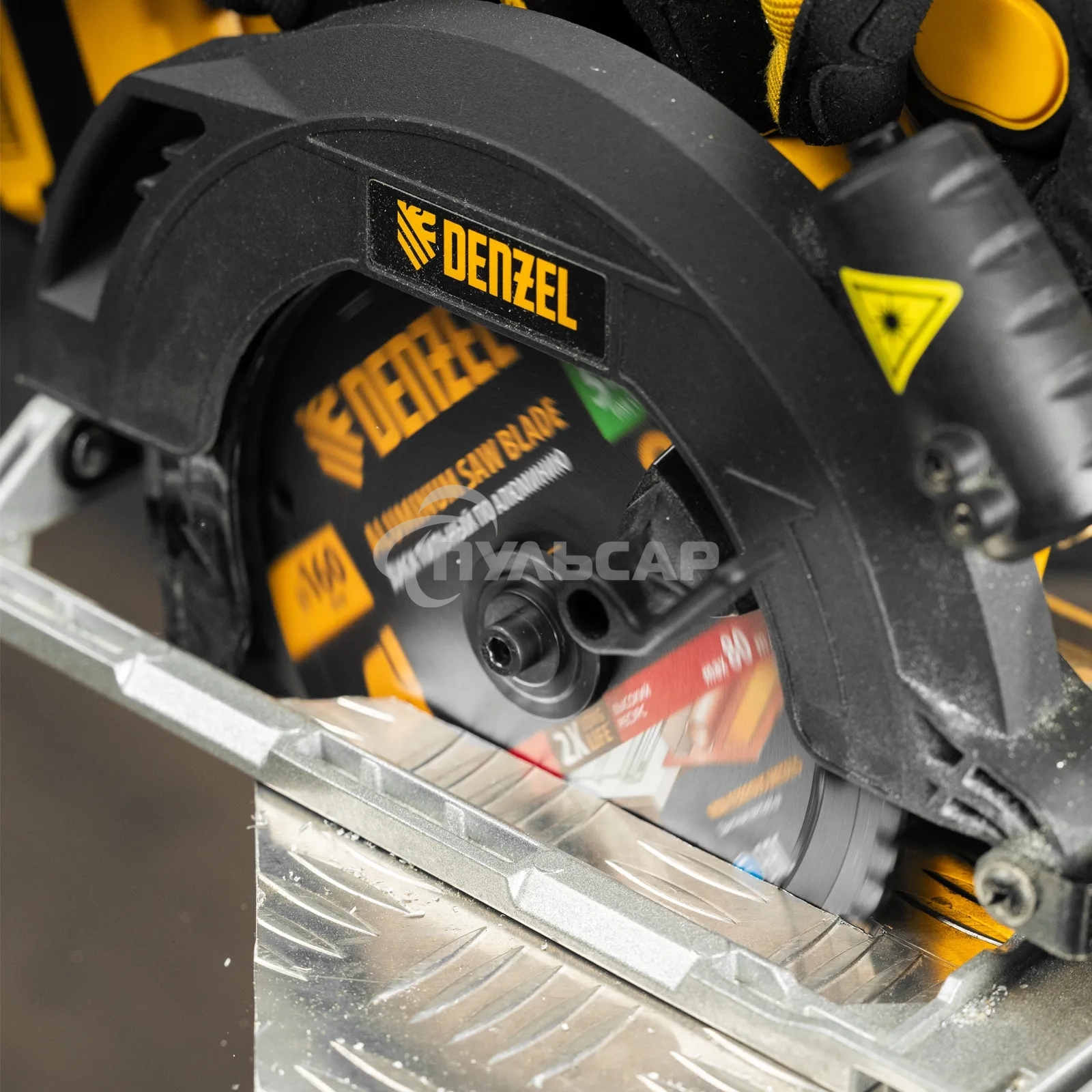 Пильный диск по алюминию Denzel ф160 х 20 мм, 54 зубьев 733737