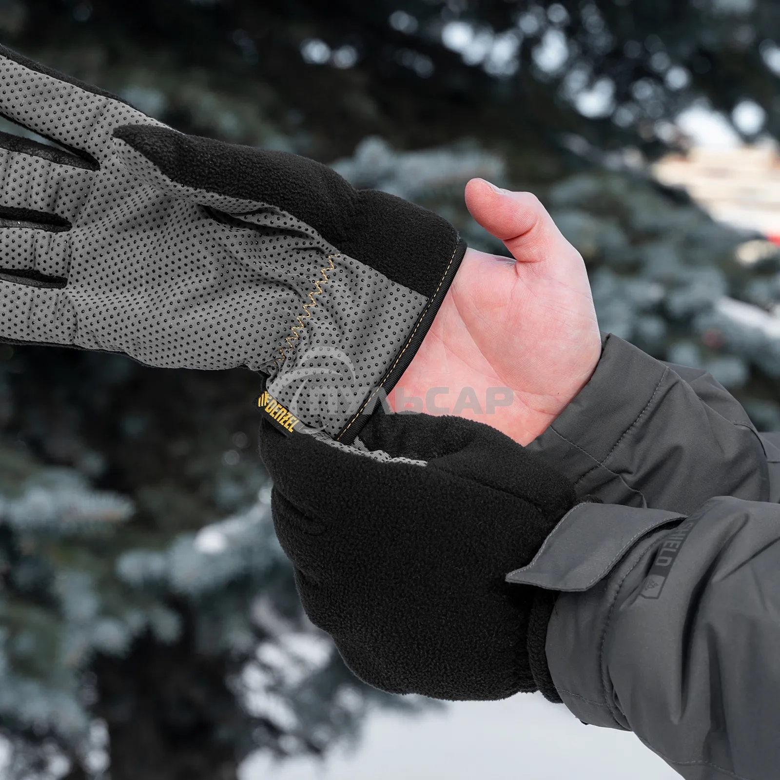 Перчатки универсальные Denzel 68095 двойные, ПВХ нанесение, размер 8