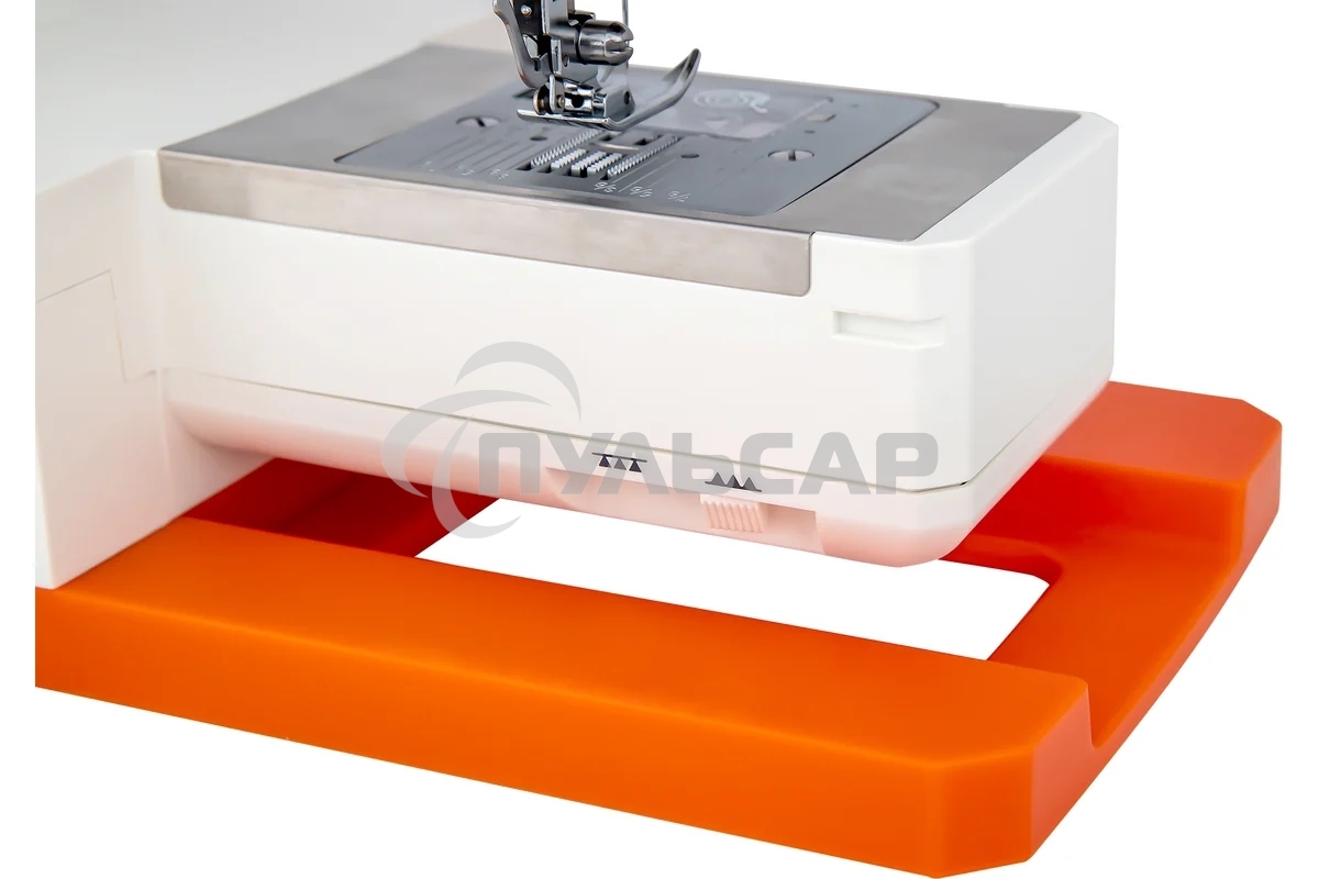 Швейная машина Comfort HD1015 белый