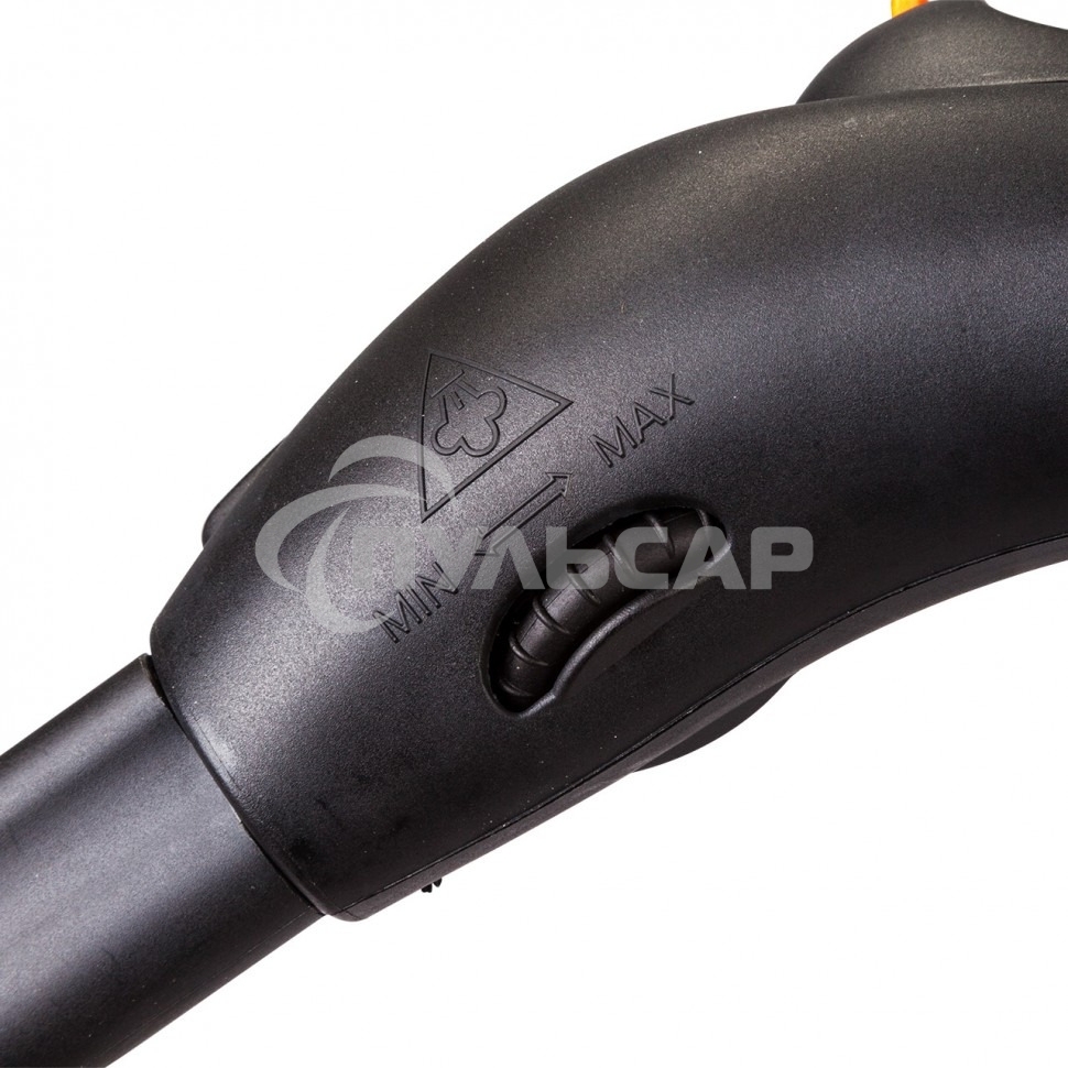 Пароочиститель Bort BDR-2500-RR 2200 Вт; 4 бар; 143 °С; 1500 мл;набор аксессуаров 14 шт 91279910