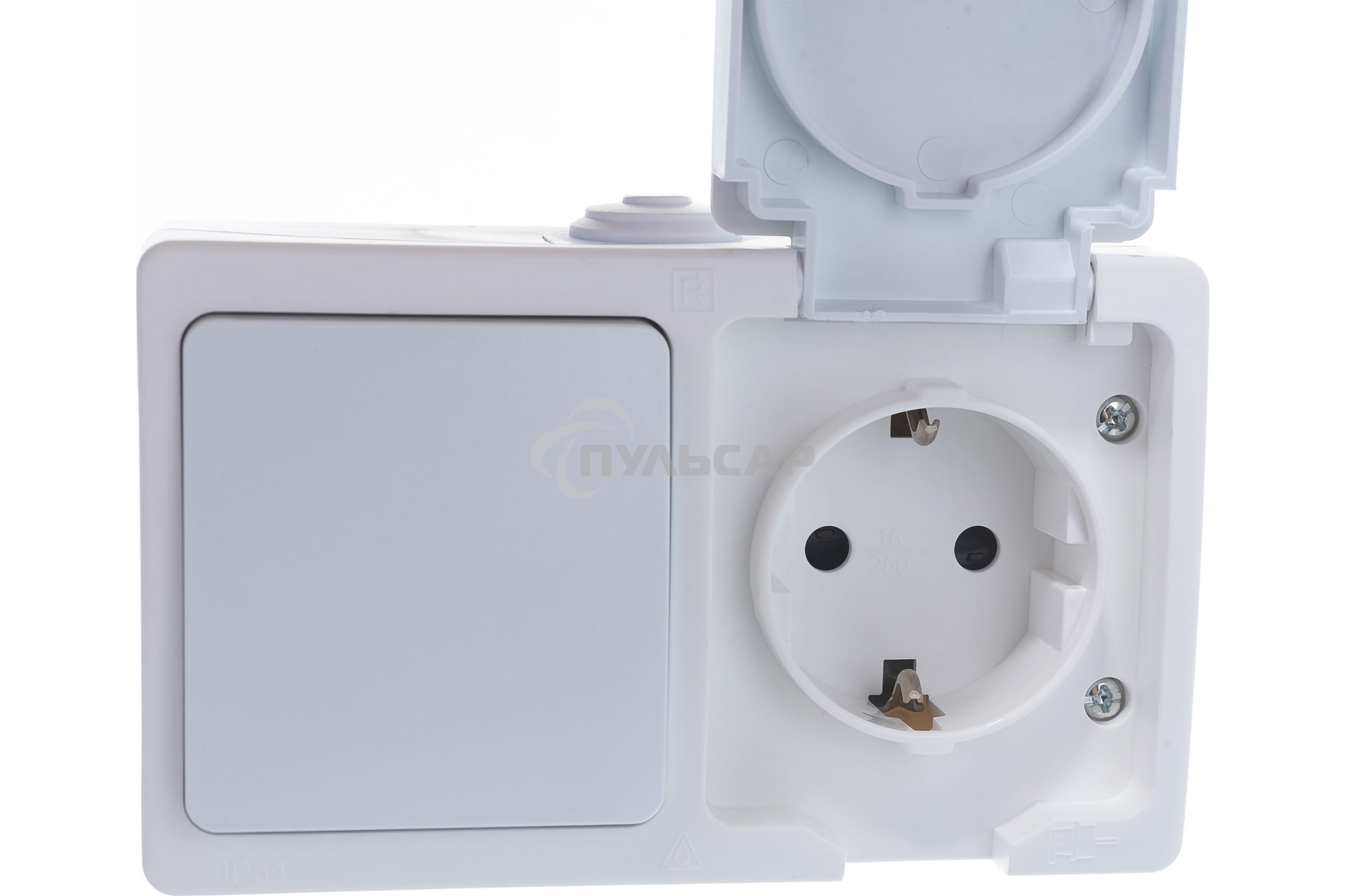 Блок ОП Аллегро 1-кл. вык. + роз. с заземл. защ. шторки с крыш. IP54 бел. UNIVersal 5562968