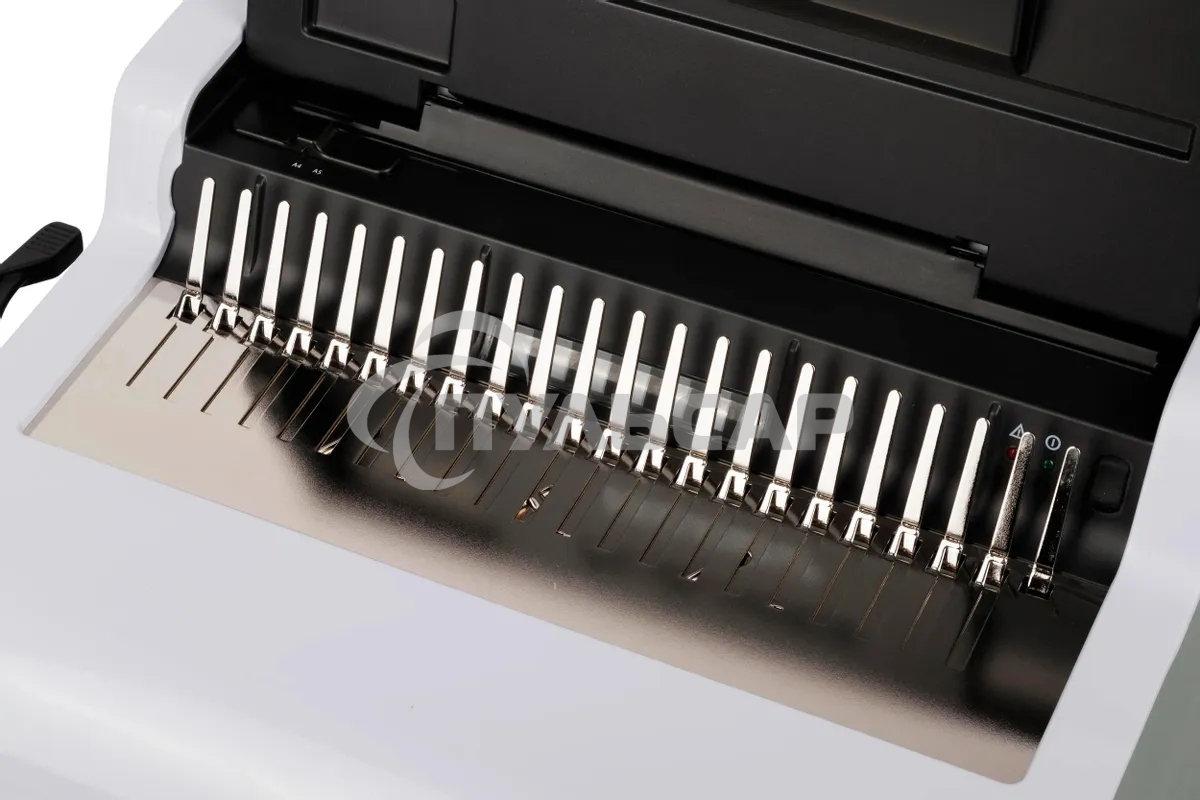 Переплетчик Fellowes Pulsar E (FS-56207) A4/перф.15л.сшив/макс.300л./пластик.пруж. (6-38мм)/электр.