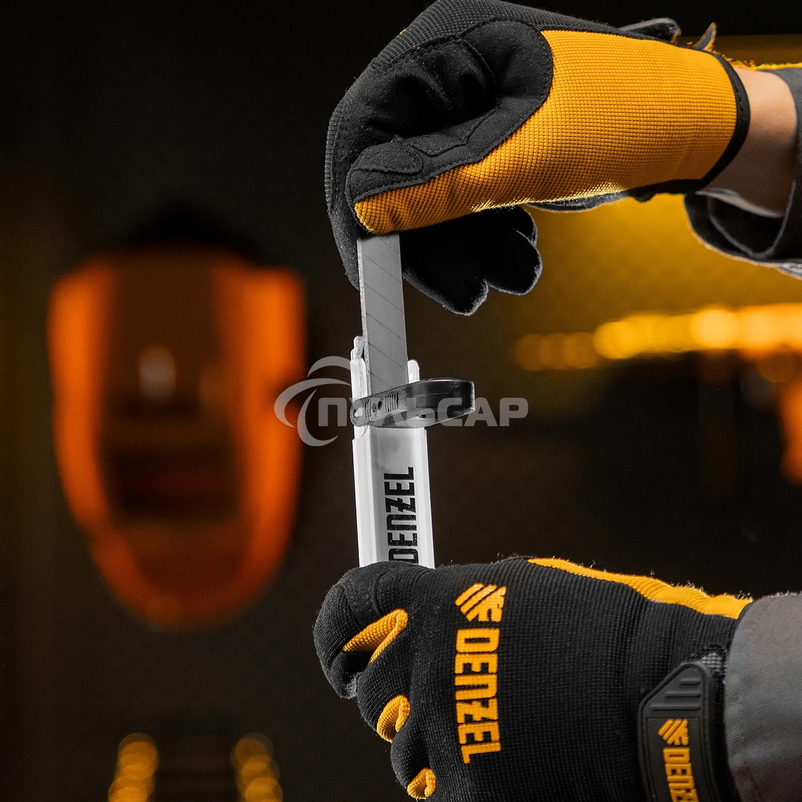 Лезвия Denzel 18 мм, сталь SK5 - 0,5 мм, 10 штук