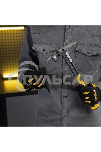 Молоток строительный Denzel 450 г, цельнокованый, боек с магнитом, двухкомп. обрезин. рук-ка