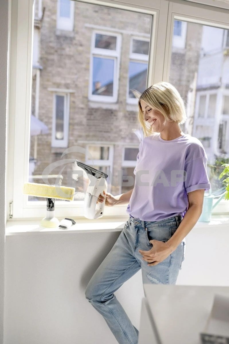 Мойщик окон Karcher WV 1 Plus Frame Edition белый