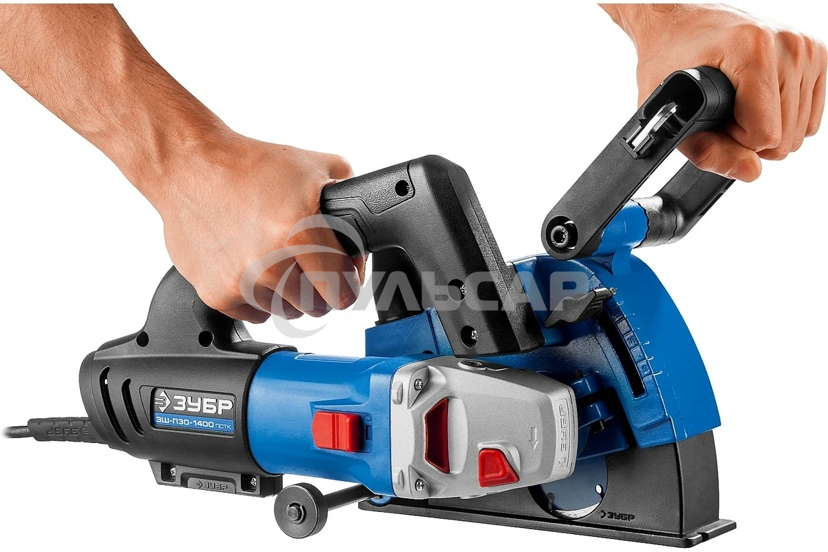 Штроборез ЗУБР ЗШ-П30-1400 ПСТКглуб. 30 мм, 125 мм, подключ. пылесоса, плавн пуск, 1400 Вт, кейс