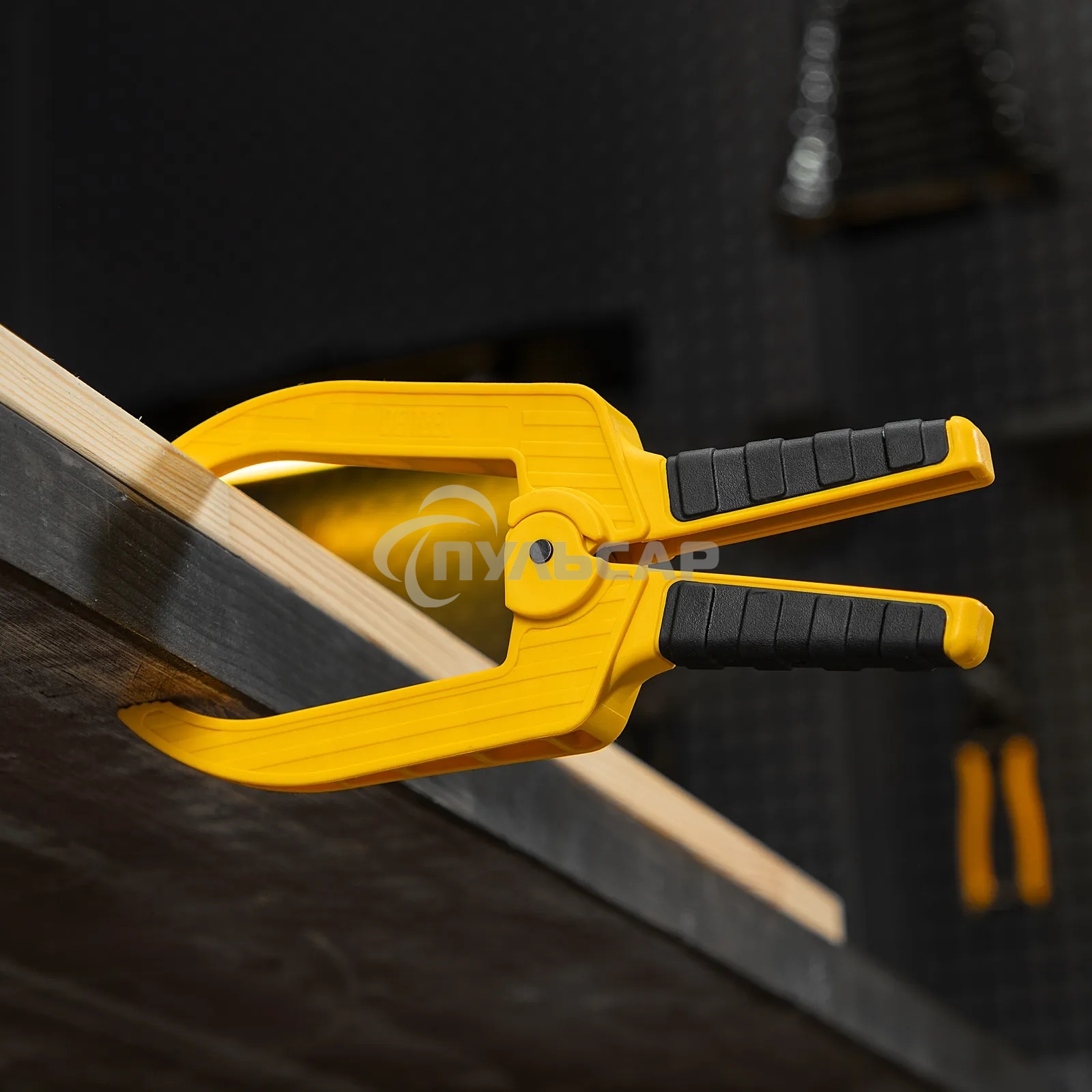 Струбцина Denzel клещеобразная, удлиненная 75 х 110 мм двухкомпонентные рукоятки