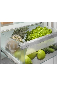 Холодильники Liebherr Pure CNsdc 5703-22 001 серебристый SmartSteel двухкамерный 266/94л морозилка снизу