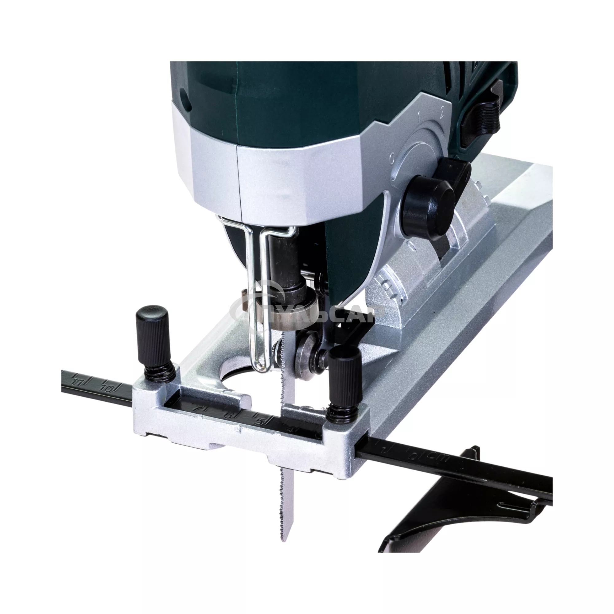 Профессиональный лобзик бесщеточный KLPRO KLDT18B-80 (18В, Li-ion-2шт, 8.0А·ч, патрубок для пылесоса, полотна (дерево/металл, З/У-4А, кейс)