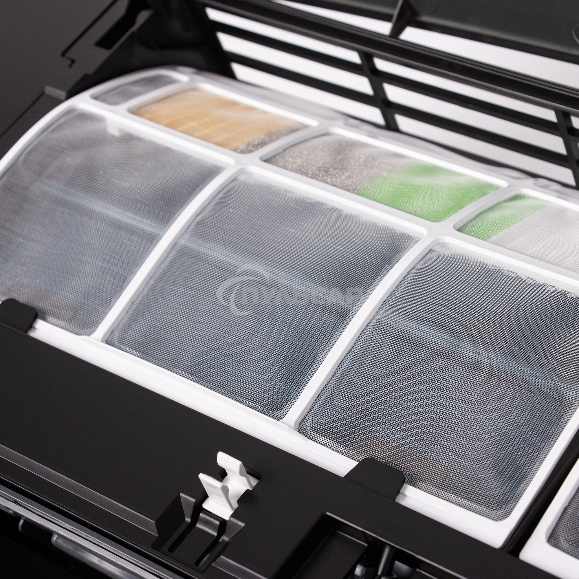 Блок внутренний сплит-системы Ballu BSPI/in-13HN8/BL/EU инвертор, 12000 BTU, 35 м², 23 дБ, охлаждение, обогрев, осушение, черный