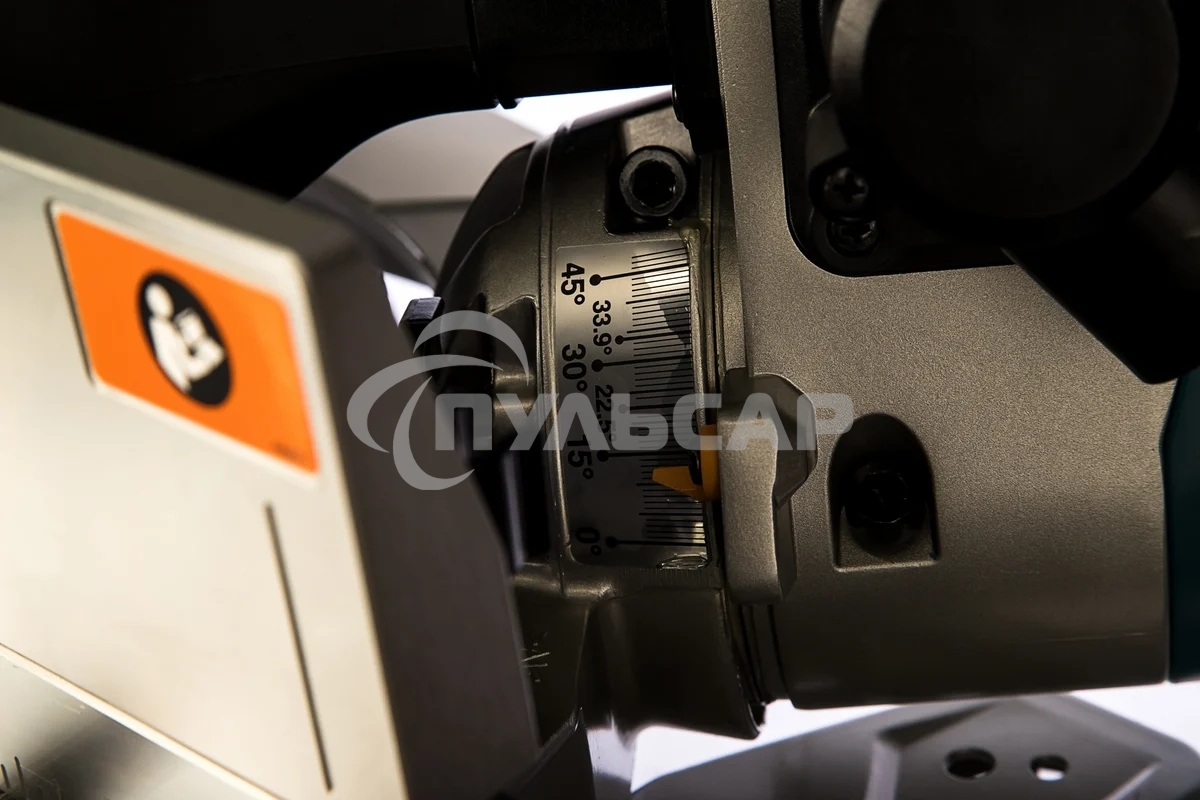 Пила торцовочная Makita LS1019L