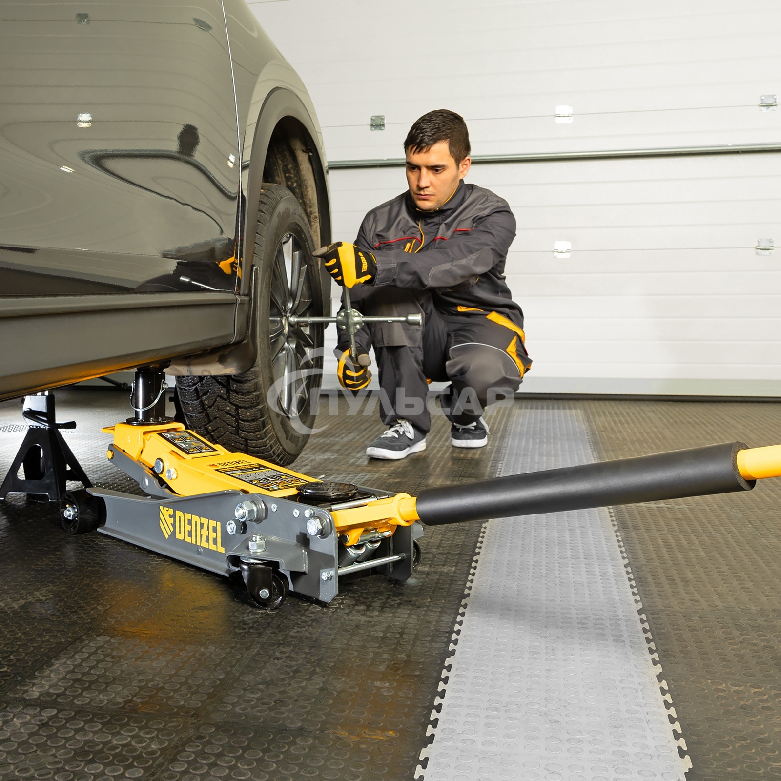 Домкрат гидравлический подкатной Denzel 2/3 т, 98-770 мм, быстрый подъем, низ. подхват, проф, SUV 51270