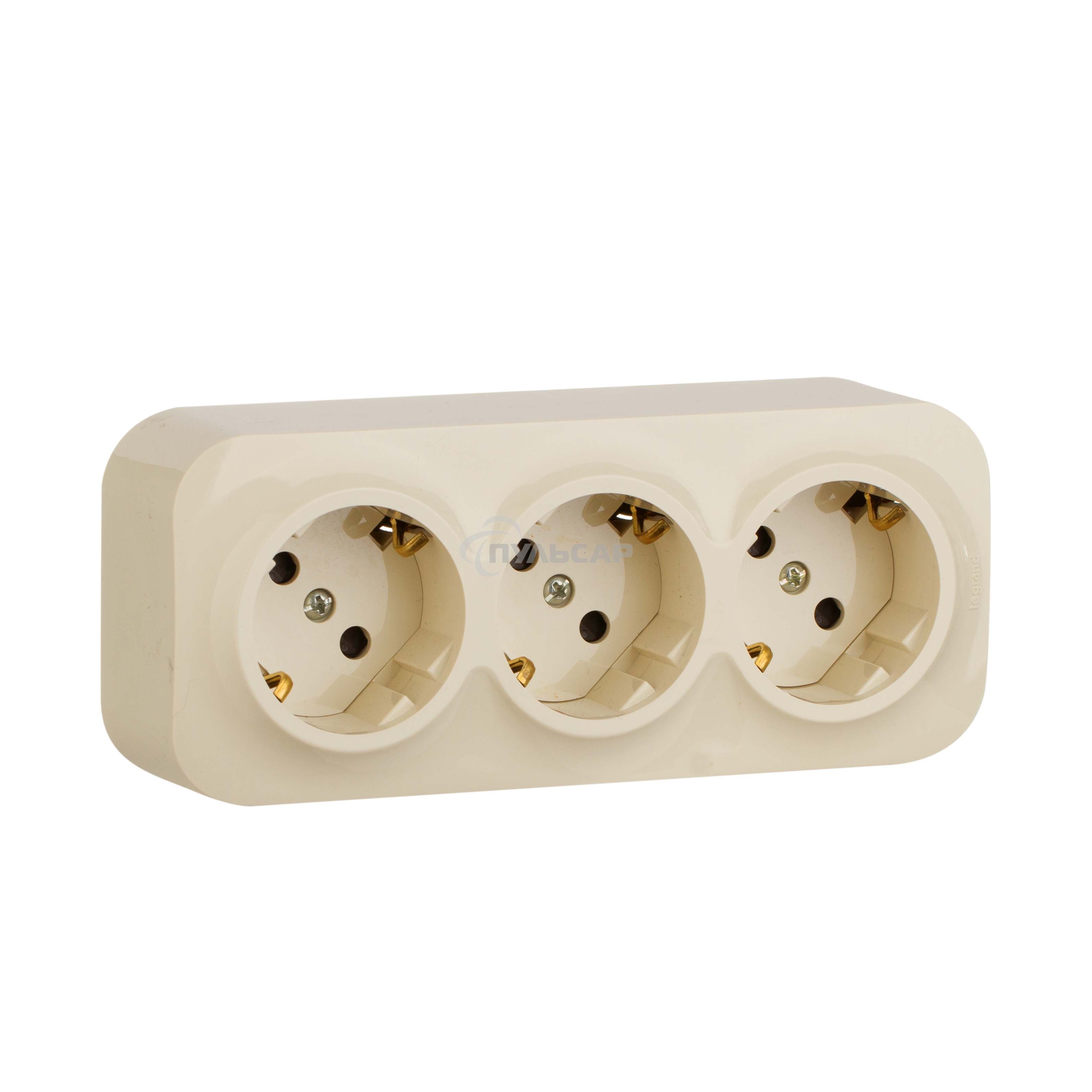 Блок розеток Quteo с предварительным подключением 3x2К+З со шторками, 16A, 250В, IP 20, Слон. кость