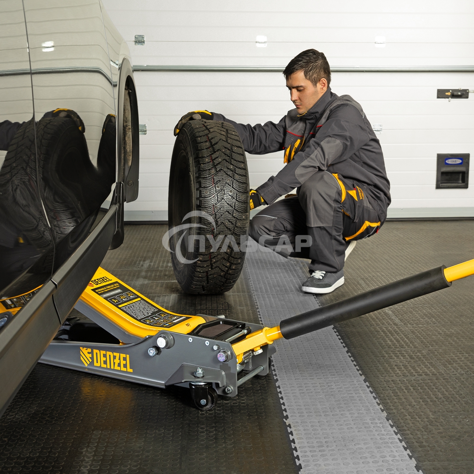 Домкрат гидравлический подкатной Denzel 3 т, 85-610 мм, быстрый подъем, низ. подхват, проф, SUV 51271