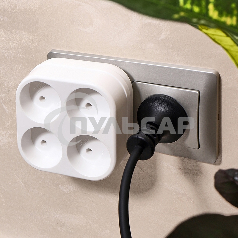 Четверник электрический 6А без заземления, белый Rexant