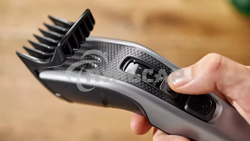 Машинка для стрижки волос, series 3000, 13 установок длины, 45 мин. автономной работы