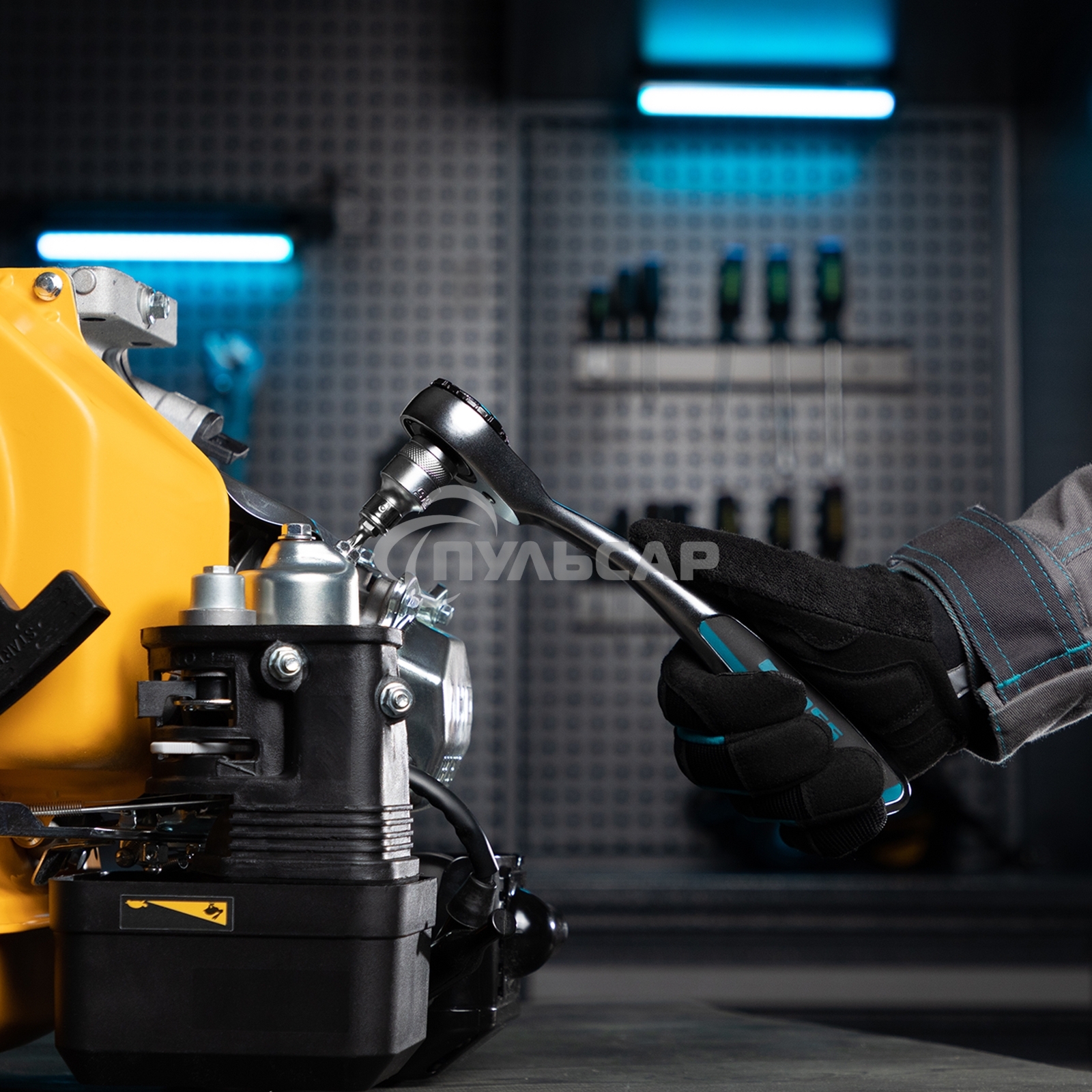 Набор торцевых головок, трещотка 120 зубьев, 41 предмет, 1/2