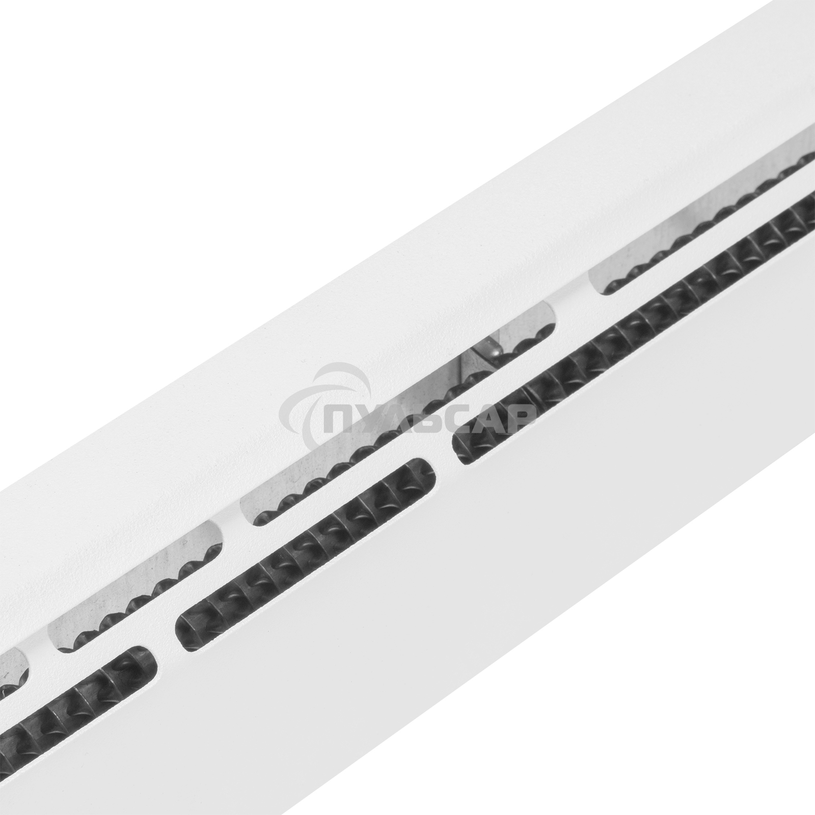 Конвектор плинтусный Denzel ATRIC-45 белый, 450 Вт, 6 м2