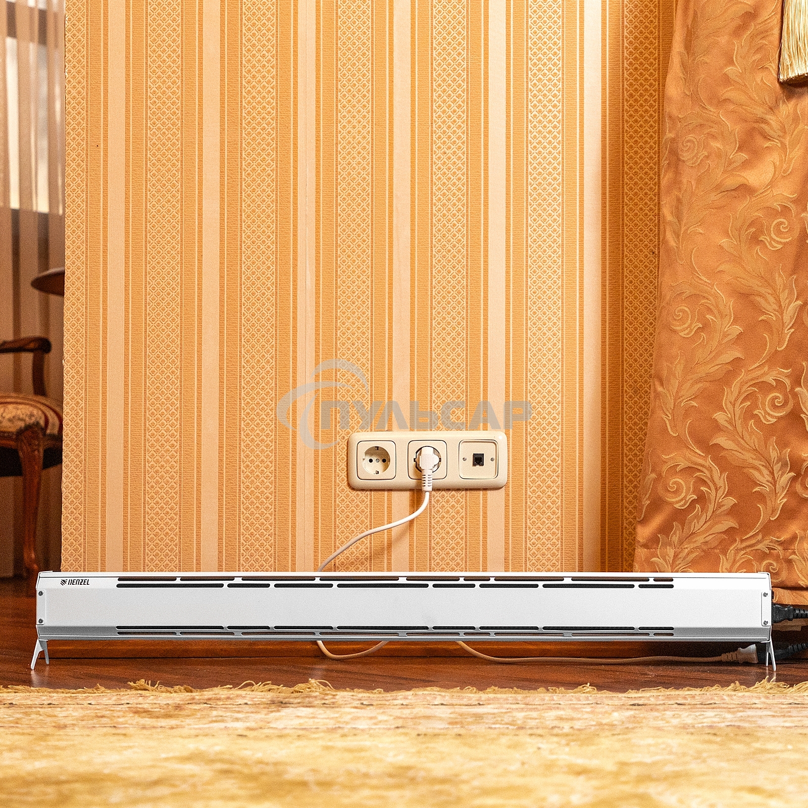 Конвектор плинтусный Denzel ATRIC-45 белый, 450 Вт, 6 м2